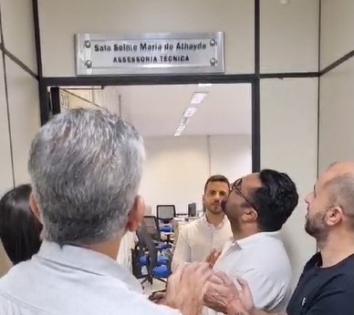 Câmara nomeia sala jurídica em homenagem a Selme Maria de Athayde  