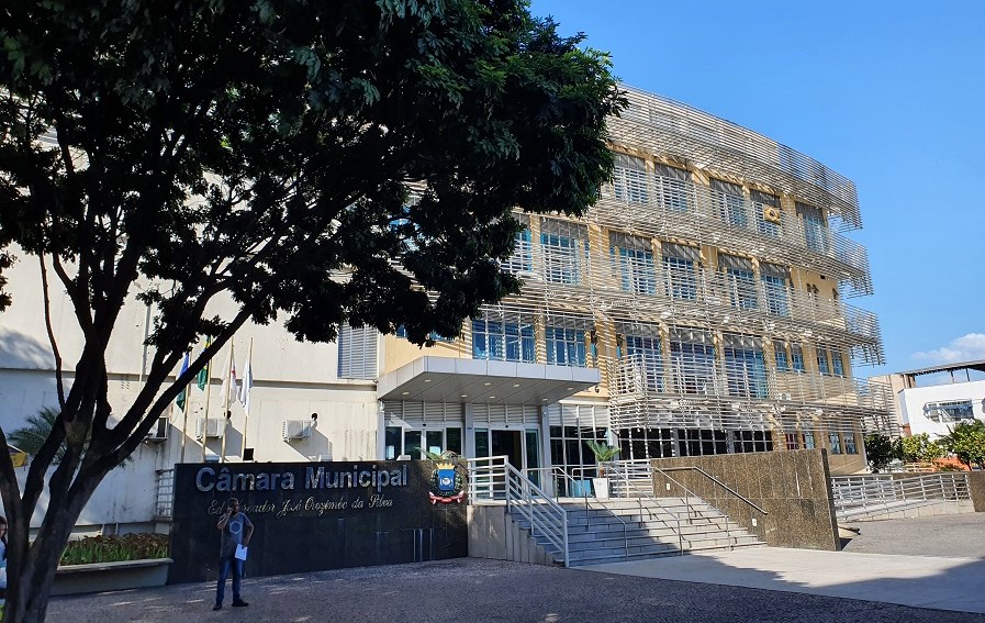 Com pauta cheia, comissões se reúnem nesta segunda-feira 