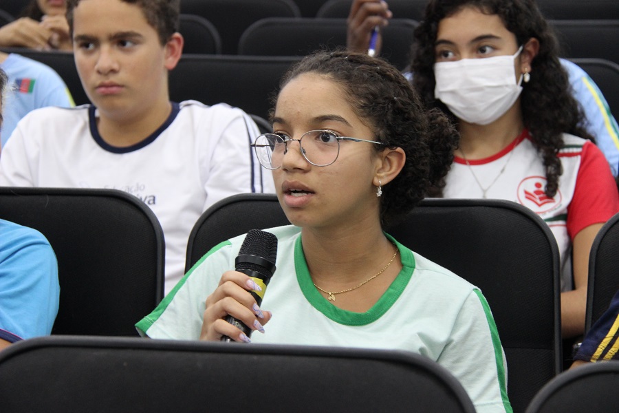 Câmara Mirim: Eleitos aprendem as atribuições de um vereador 