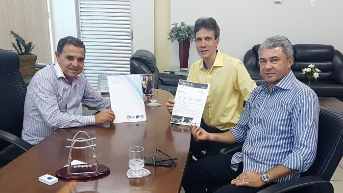Presidente da Câmara recebe levantamento da Aciapi e CDL sobre problemas no Centro