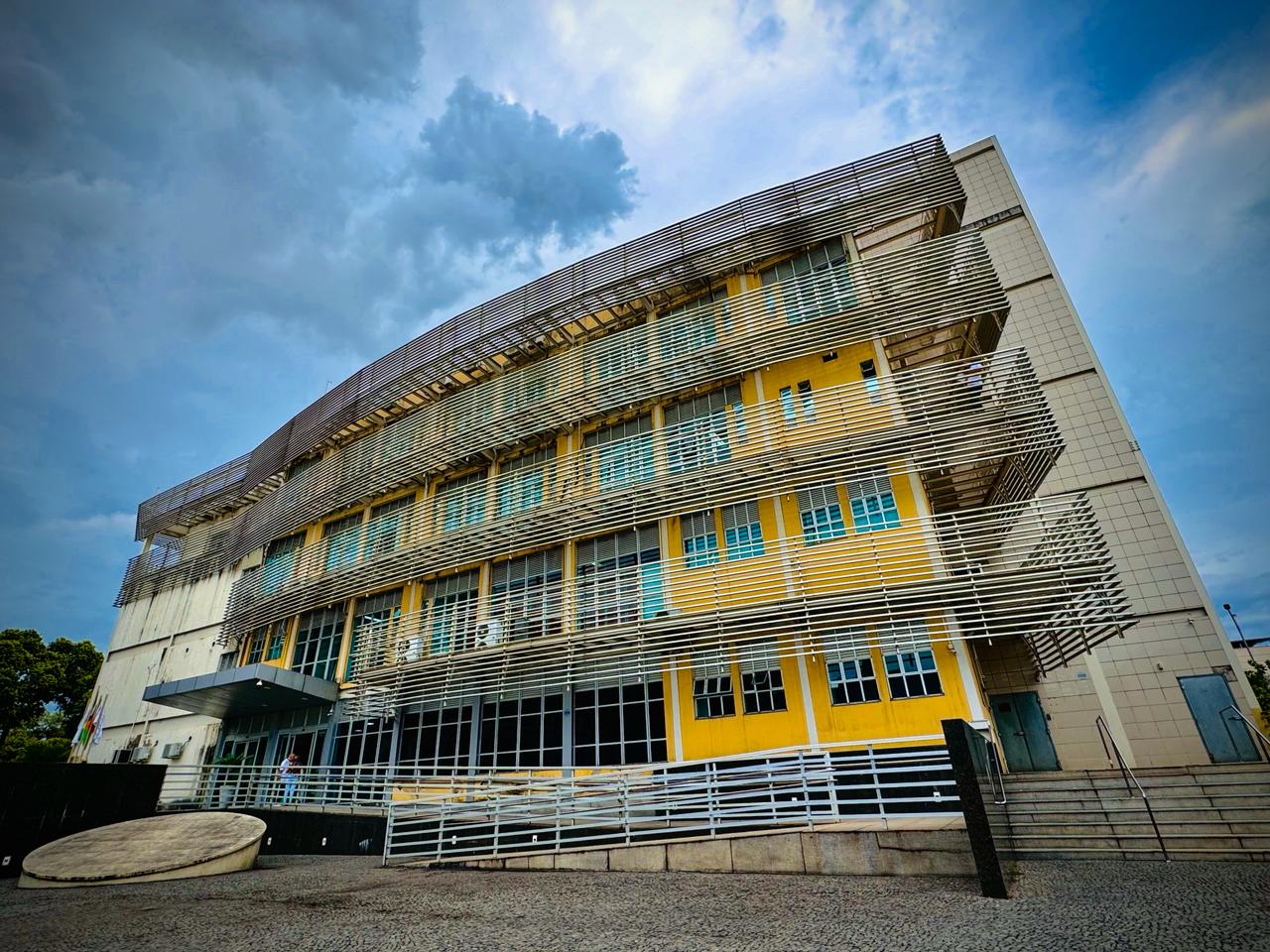 Câmara de Ipatinga mantém quatro vetos do Executivo em reunião extraordinária